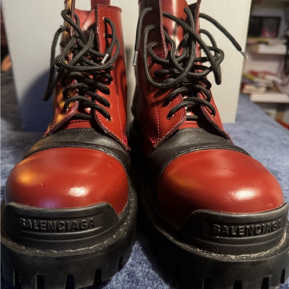 Balenciaga Boots! Made in Italy - Picture 9 of 12